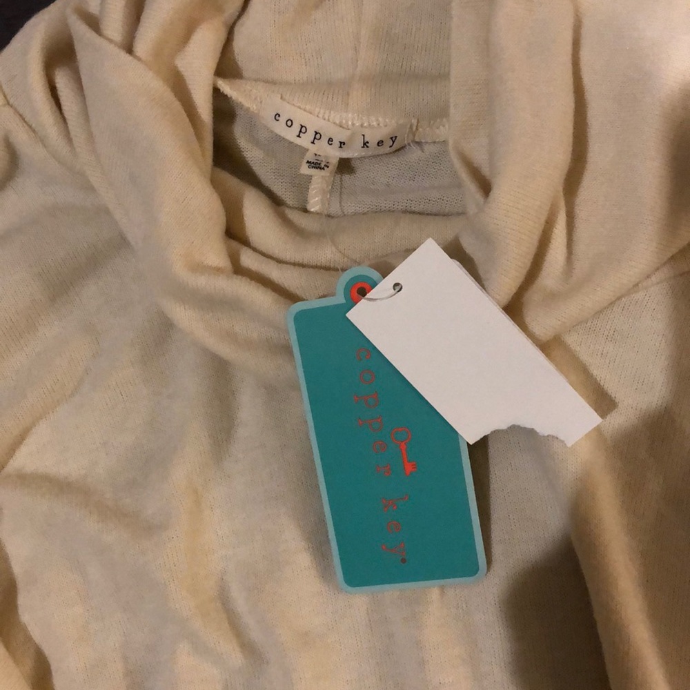 NWT girls XL cream sweater and L polo gray shirt - Picture 2 of 3